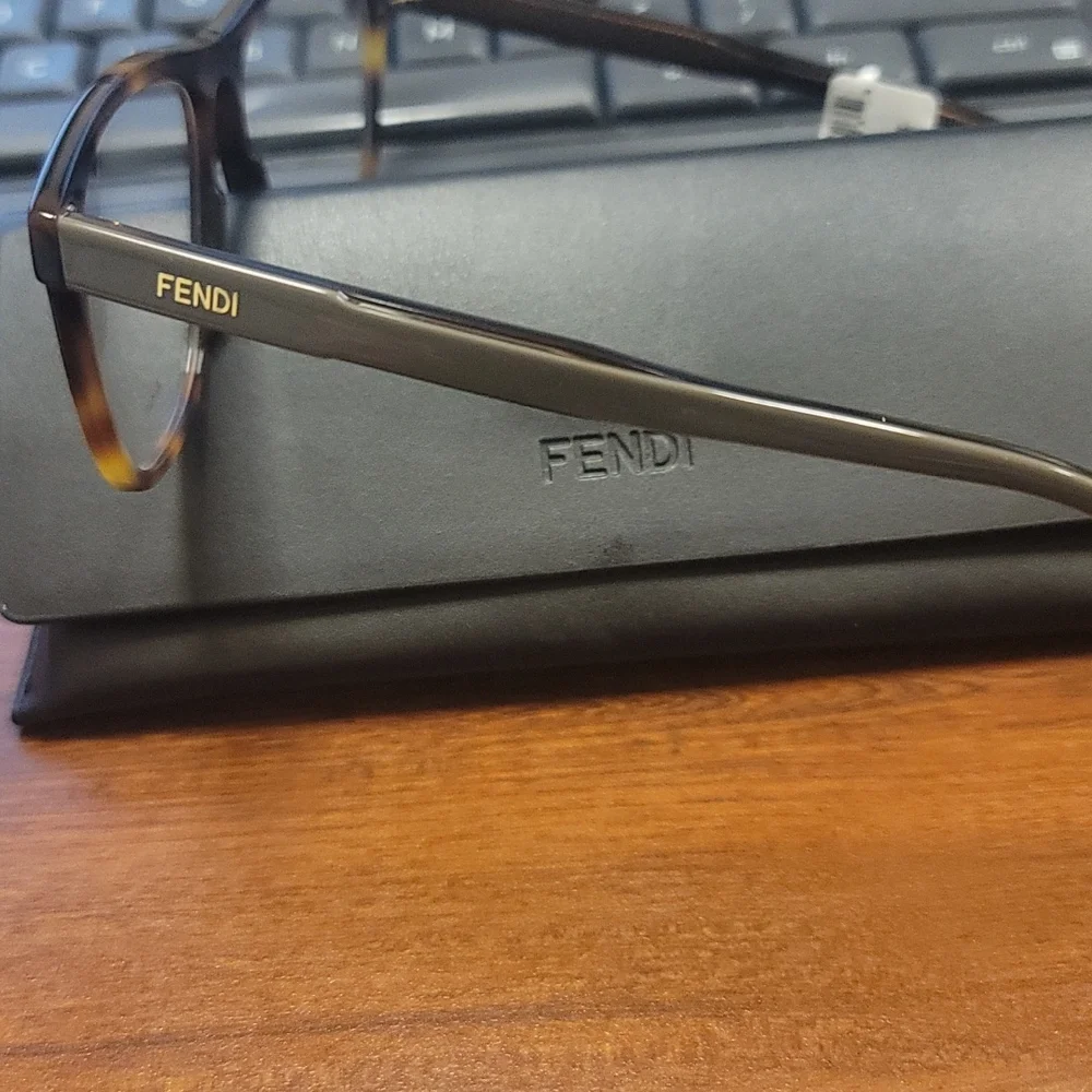 Fendi optical frames - Picture 4 of 4